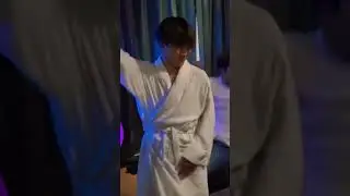 Do you remember this Jimin's bathrobe dance? 😁😍🐣💜 #jimin #bathrobe #dance #funny #bts