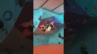 Missing one move on this one #bouldering #climbing #gym #hardwork #motivation #perte #foryou #shorts