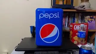 the 6 little cans of pepsi mini beverage center