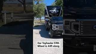 Riverstone Legacy 39FKTH Toyhauler Fifth Wheel