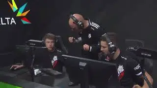 G2 jks CRAZY 1v3 CLUTCH vs NAVI