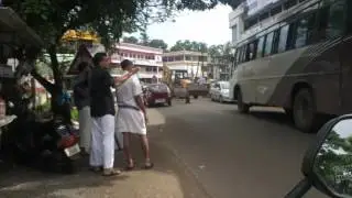 Bus on the wrong side of the road in Kerala