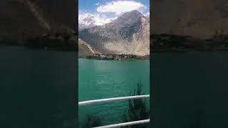 Dhumba Lake Mustang Nepal ❣️🇳🇵ft TT@rajanithakali5 #exploremustang #explorenepal #peace #shorts