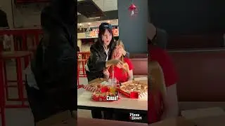 Так как ее звали? Тгк: @pizzahut_ru