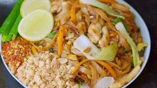 Pad Thai Recipe | Easy Street-Style Thai Noodles | Chicken Pad Thai | Kuai Tiao Pad Thai