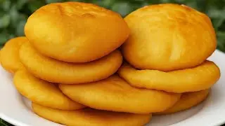 मेरे बच्चे हफ्ते में 5 दिन यही नाश्ता मांगते हैं 😍 | 5 मिनट में कुरकुरी पूरी रेसिपी #video 