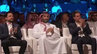 🤩Cristiano Ronaldo delivers Esports World Cup trophy｜EWC2025｜Al Nassr｜Riyadh, Saudi Arabia