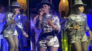 Entre Exeptionelle De Ndakhté Avec Sa Tenue Très Ozé a Sa Première Soirée après Son Single