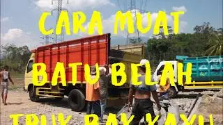 CARA TRUK kayu excavator  MUAT BATU BELAH / fit split rock mobil keruk
