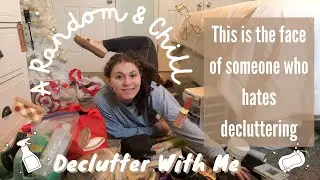 Declutter With Me 2021 | Getting Rid of My Makeup, Haircare & Skincare Products