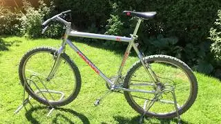 Retro 1994 Orange E2 mountain bike 21