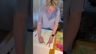 How to make a Spring Flower Pillow with Fabric Scraps