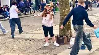 Violin busker plays Fall Guy theme &lsquo;Unknown Stuntman&rsquo;