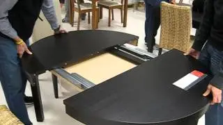 Ikea table with hiden/folding built in leaf