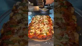 The STUFFED RICOTTA PIZZA from Mimmo&rsquo;s Pizza Shoppe on Staten Island in NYC!!! 😳🤤🍕🧀 #DEVOURPOWER