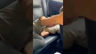 T&ocirc; mega apertada pra fazer xixi