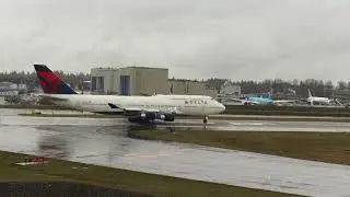 DELTA 747 FAREWELL FROM KPAE! (Takeoff only)