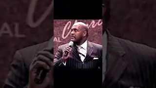 Marvin Winans sings Stand