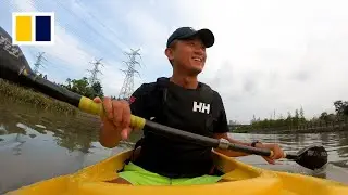 Commuting by kayak in Shanghai