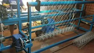 Maquina para hacer tejido de alambre