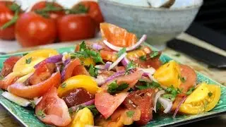 Simple Heirloom Tomato Salad #TastyTuesdays | CaribbeanPot.com