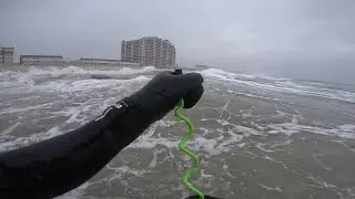 Trying out my new bodyboard, until the leash snaps...