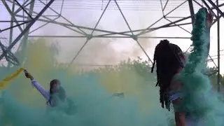 monif&eacute; - Grow ft brilla Visualiser