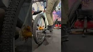 Don&rsquo;t watch your Bike mechanic work #bikemechanic