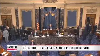U.S. budget deal clears Senate procedural vote