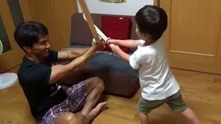 木の板で模造刀を作って息子とチャンバラ遊び！作り方は簡単です