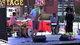 Kenny Phelps performs at the 20th Carmel International Arts Festival #1