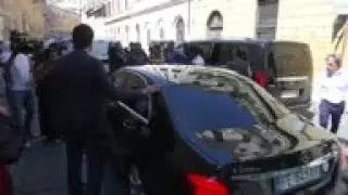 Father of jailed US teen arrives at Rome prison