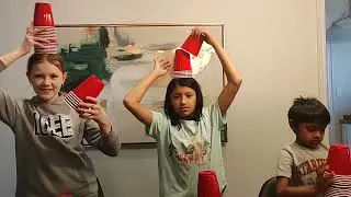 Fun 1 minute game for kids!stack it(Head)#fun#family#game