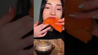 𝗧𝗮𝗰𝗼 𝗕𝗲𝗹𝗹 with Extra 𝗖𝗵𝗲𝗲𝘀𝗲 𝗦𝗮𝘂𝗰𝗲 🧀🌮 Cheesy 𝗘𝗮𝘁𝗶𝗻𝗴 𝗔𝗦𝗠𝗥 #mukbang#food#asmreating #tacobell #crunchy
