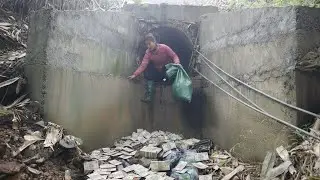 Poor girl seeks her fortune to make a living in the sewage drain