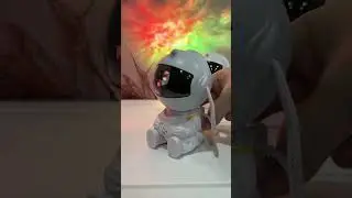 Pretty cool right ?#astronautprojector  #stargazing #spacelover #GalaxyDecor