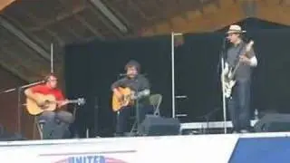 Jon Peter Lewis sings 