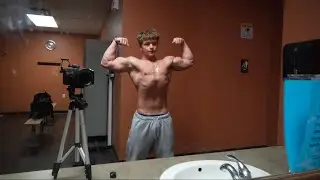 Back/Bicep with girlfriend