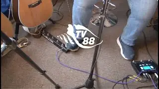 Джон Бартус показал TV88 небольшой пример того, как звучит зацикленная музыка и как это делается.