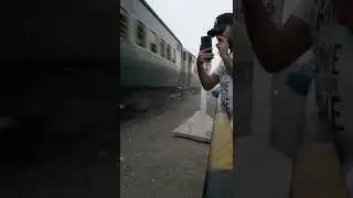 musa pak express #railcar #pakistanrailways #trainjourney #musapakexpress #age30#okararailwaystation