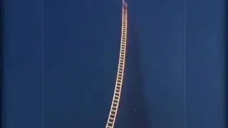 HEBOH, Kembang Api Berbentuk Tanga Menuju Langit