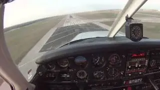 Crosswind Landing (KAUS)