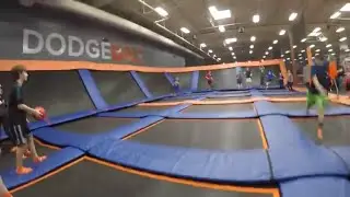 SKY ZONE Family Fun | Sky Zone Family fun indoor trampoline park