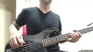 BOB MARLEY - WHO THE CAP FIT (bass cover)