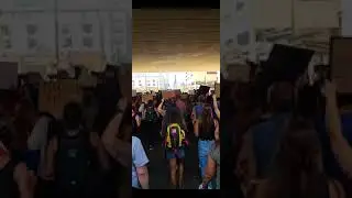 Minneapolis protest march (with choir)