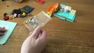 Building Lego Minions in Gru&acute;s Lab SET 75546 4K
