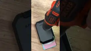 Slim Mint Wallet