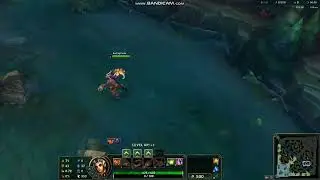League of Legends - Boneclaw Shyvana Skin