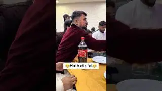 Shadi me Hath ki sfai😂 Hidden talent at wedding ceremony #weddingsutra #shadi #barat