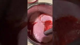 Клубничный кето мусс .Бржественный десерт . #кето #кеторецепт